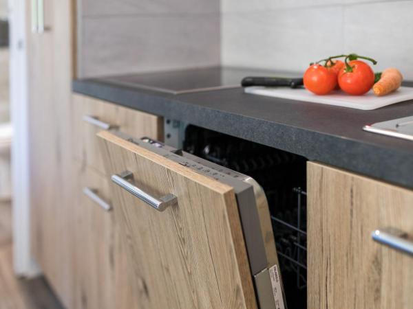 Mobile Homes - Lanterna Premium Camping Resort : photo 10 de la chambre mobile home premium family