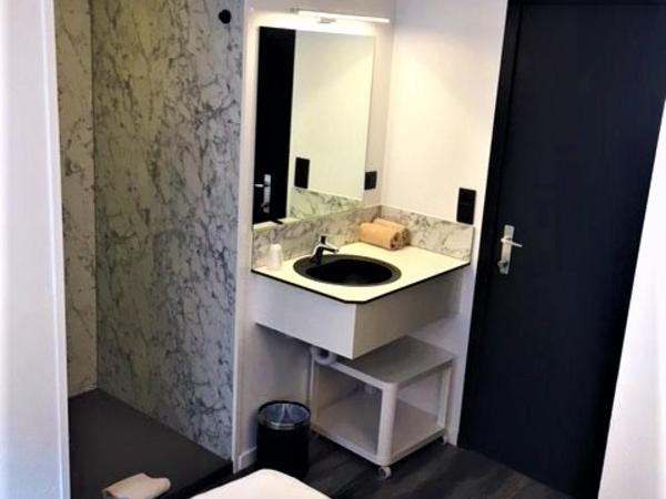 Canalview Hotel Ter Reien : photo 10 de la chambre chambre double confort