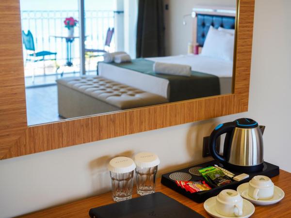 Aurasia Sea Side Hotel : photo 2 de la chambre chambre double deluxe - vue sur mer