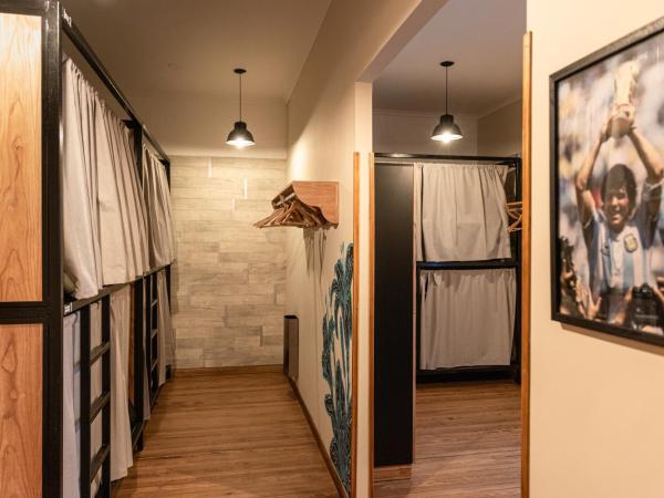 Che Juan Hostel BA : photo 2 de la chambre lit dans dortoir mixte de 8 lits