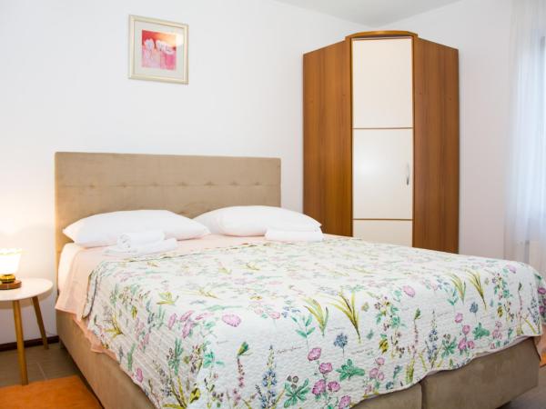 Bella Vista Apartments : photo 3 de la chambre appartement 1 chambre