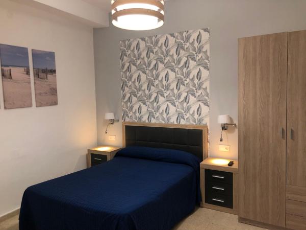 Hostal La Pilarica : photo 3 de la chambre chambre double Économique