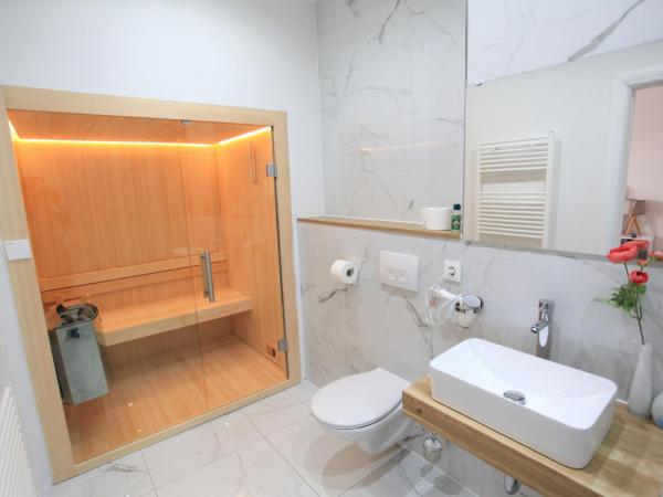 Zollikof Aparts - Sauna & Studioapartments : photo 9 de la chambre appartement avec sauna