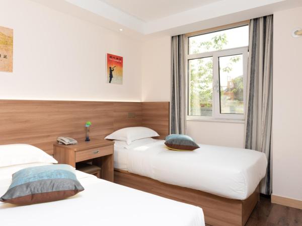 Zhong An Hotel Beijing Former Residence of Journalist Edgar Snow : photo 3 de la chambre chambre affaires lits jumeaux