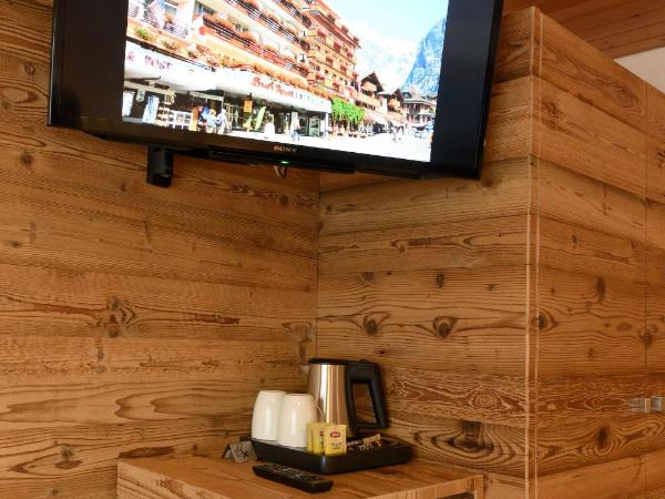 Hotel Bernerhof Grindelwald : photo 7 de la chambre chambre triple standard