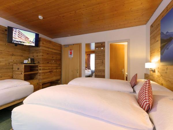Hotel Bernerhof Grindelwald : photo 2 de la chambre chambre triple standard