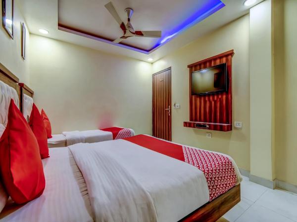 Sarthak Palace - Near New delhi Railwey station : photo 4 de la chambre chambre triple classique