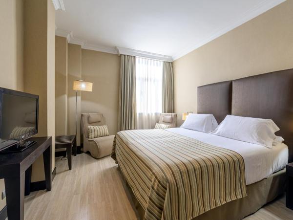 Hotel Saray : photo 4 de la chambre chambre familiale (2 adultes et 2 enfants)