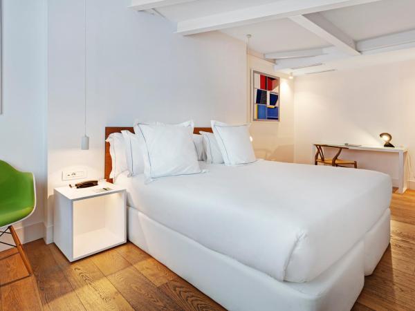 One Shot Prado 23 : photo 8 de la chambre chambre double ou lits jumeaux supérieure avec terrasse