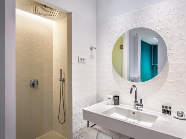 One Shot Prado 23 : photo 7 de la chambre chambre double ou lits jumeaux Économique