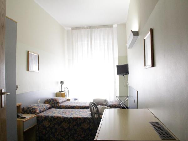 Hotel Lugano : photo 8 de la chambre chambre lits jumeaux