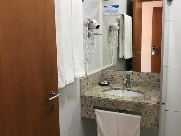 Hotel Agua Marinha : photo 10 de la chambre suite executive