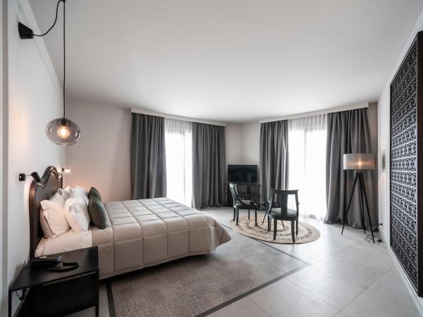 Luxor e Cairo The Beach Resort : photo 9 de la chambre suite lit king-size - vue sur mer