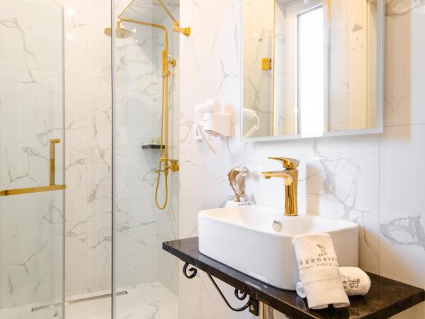 Villa Brandestini : photo 4 de la chambre chambre lit king-size supérieure