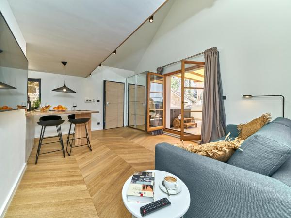 Villa Pergola : photo 10 de la chambre appartement de luxe avec terrasse