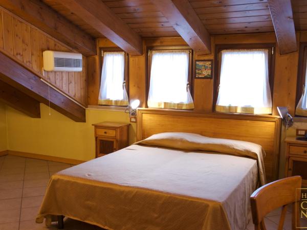 Hotel Casanova : photo 1 de la chambre chambre triple standard