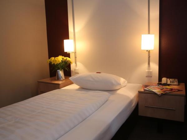 Hotel Columbus : photo 2 de la chambre chambre simple