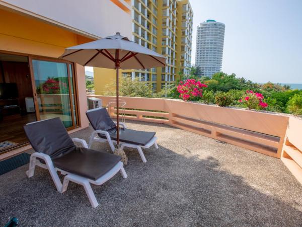 Sailom Hotel Hua Hin - SHA Extra Plus : photo 10 de la chambre suite avec balcon