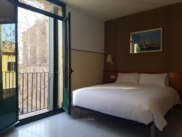 El Jardi : photo 2 de la chambre chambre double avec balcon