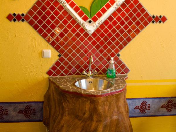 Gästehaus Mezcalero : photo 2 de la chambre chambre double avec salle de bains commune