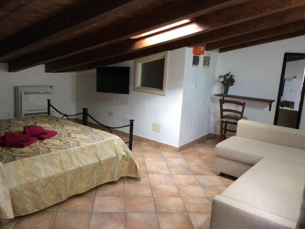 B&B Gente di Mare : photo 3 de la chambre chambre double ou lits jumeaux avec salle de bains privative