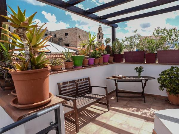 Rooms 19 B&B : photo 4 de la chambre chambre triple avec terrasse