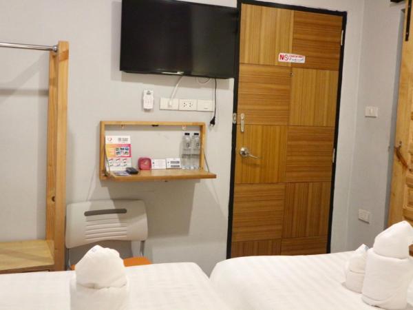 Pakta Phuket - SHA PLUS : photo 8 de la chambre chambre double ou lits jumeaux supérieure