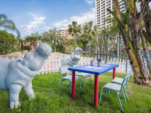 Melia Benidorm : photo 3 de la chambre chambre familiale (2 adultes et 2 enfants)