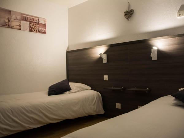 Hôtel Althea - Piscine et Sauna : photo 6 de la chambre chambre lits jumeaux