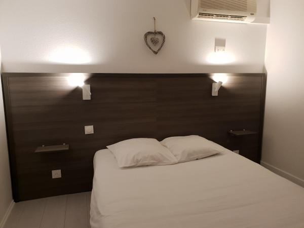 Hôtel Althea - Piscine et Sauna : photo 4 de la chambre chambre double