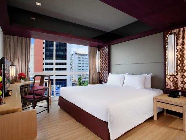 The Quarter Hualamphong by UHG : photo 5 de la chambre chambre lit king-size deluxe - vue sur ville