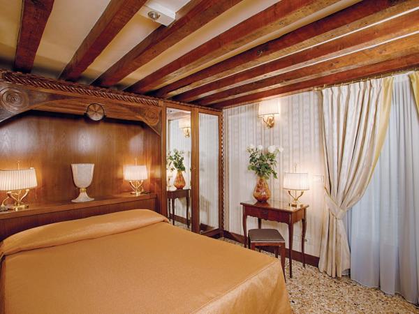 Hotel Palazzo Stern : photo 2 de la chambre chambre double supérieure