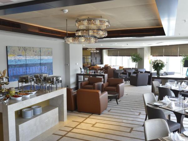 Wyndham Grand Istanbul Europe : photo 1 de la chambre chambre lit queen-size exécutive - non-fumeurs