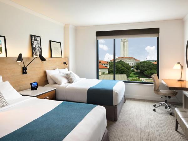 AT&T Hotel & Conference Center : photo 1 de la chambre chambre 2 lits queen-size - vue sur tour