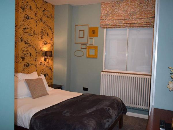 The Fitzrovia Belle Hotel : photo 5 de la chambre chambre double avec salle de bains privative