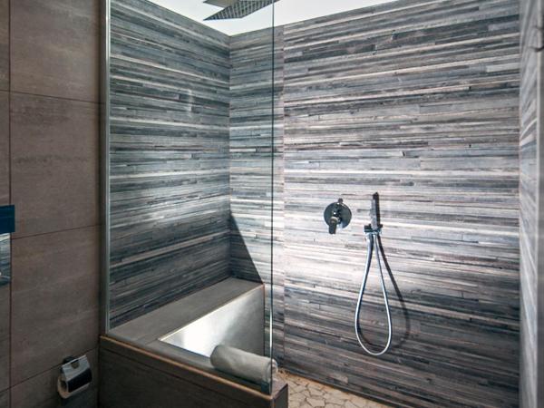 Comfort Zone Naples : photo 3 de la chambre chambre double de luxe avec baignoire spa 