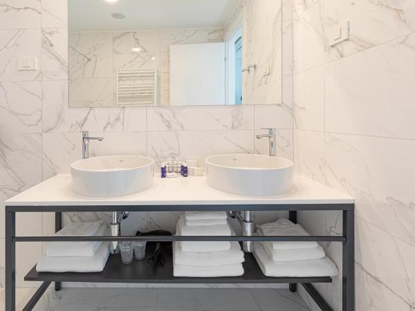 Hotel In Excelsis : photo 6 de la chambre suite deluxe - vue sur mer