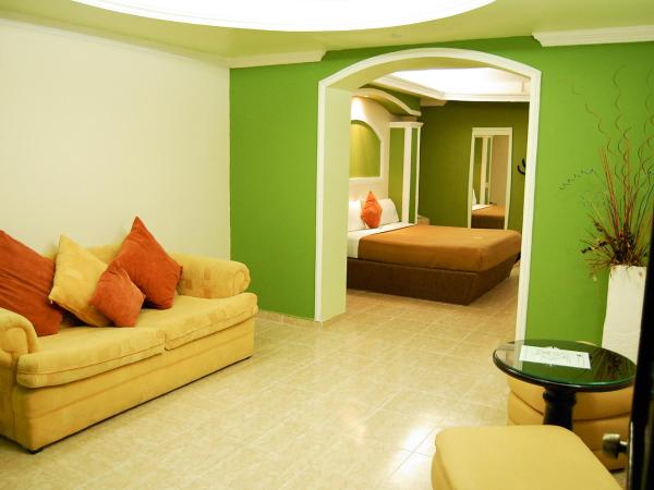 Hotel Porto Novo : photo 10 de la chambre chambre lit king-size standard