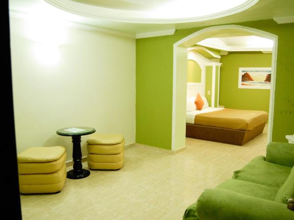 Hotel Porto Novo : photo 2 de la chambre chambre lit king-size standard