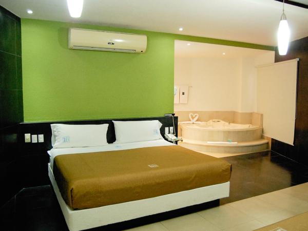 Hotel Porto Novo : photo 1 de la chambre chambre double avec baignoire spa