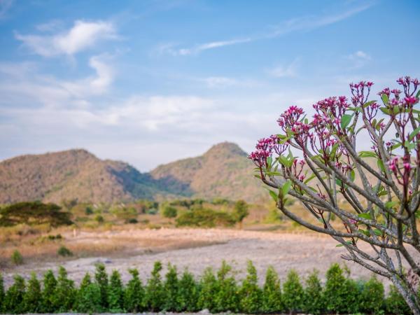 Hua Hin Lae I Aoon : photo 8 de la chambre chambre double - vue sur montagne