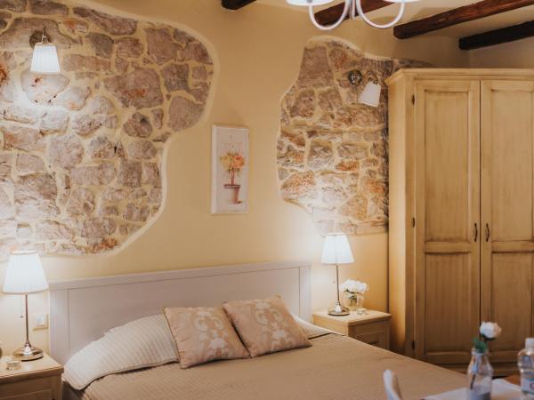 Rooms Villa Duketis : photo 7 de la chambre chambre double confort