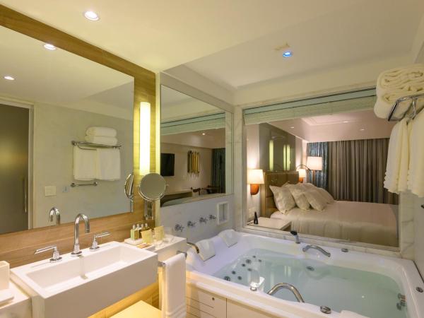 Vogal Luxury Beach Hotel & SPA : photo 5 de la chambre appartement de luxe avec vue sur la mer