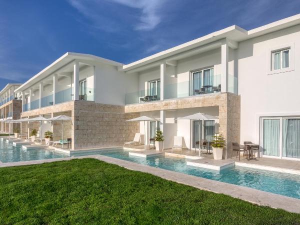 Senator Puerto Plata : photo 2 de la chambre suite sénateur avec accès direct à la piscine (2 adultes) - vue sur océan