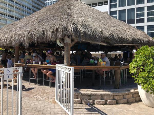 Galt Ocean Drive Beach Condo : photo 9 de la chambre appartement