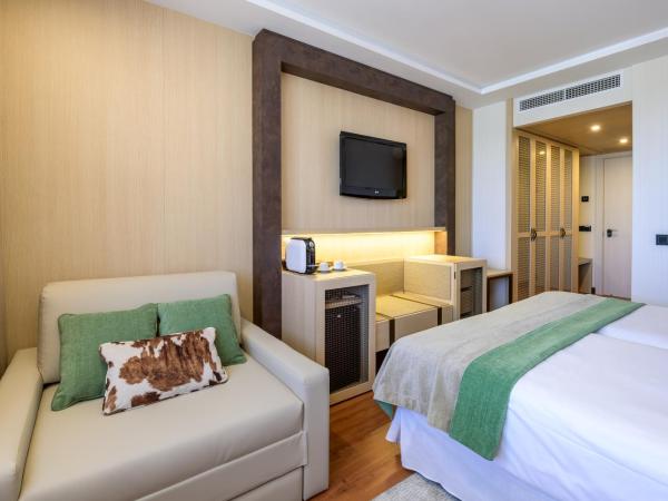 Santemar : photo 4 de la chambre chambre double ou lits jumeaux deluxe - vue sur mer