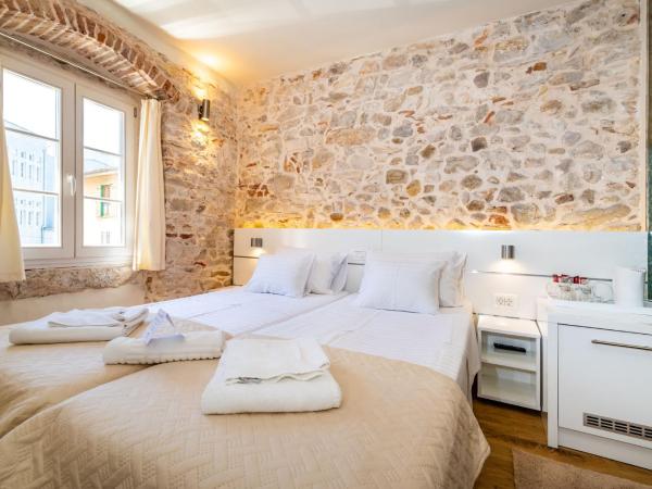 Idassa Palace rooms : photo 2 de la chambre chambre double ou lits jumeaux