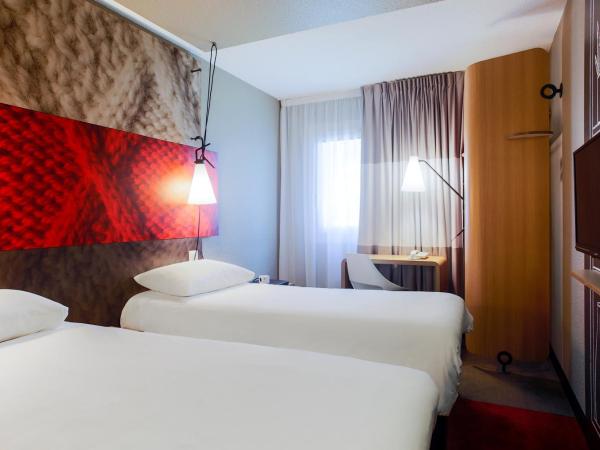 ibis Carcassonne Est la Cité : photo 3 de la chambre chambre lits jumeaux standard