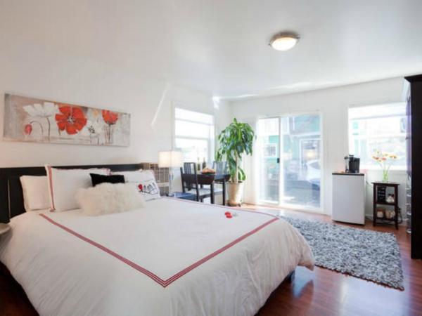 A Float Home B&B in Fisherman's Wharf : photo 10 de la chambre chambre double avec salle de bains privative