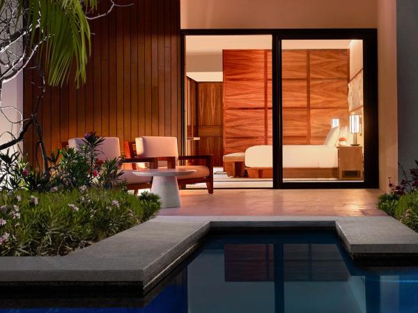 Nobu Hotel Los Cabos : photo 3 de la chambre hébergement lit king-size de luxe - accès direct à la piscine